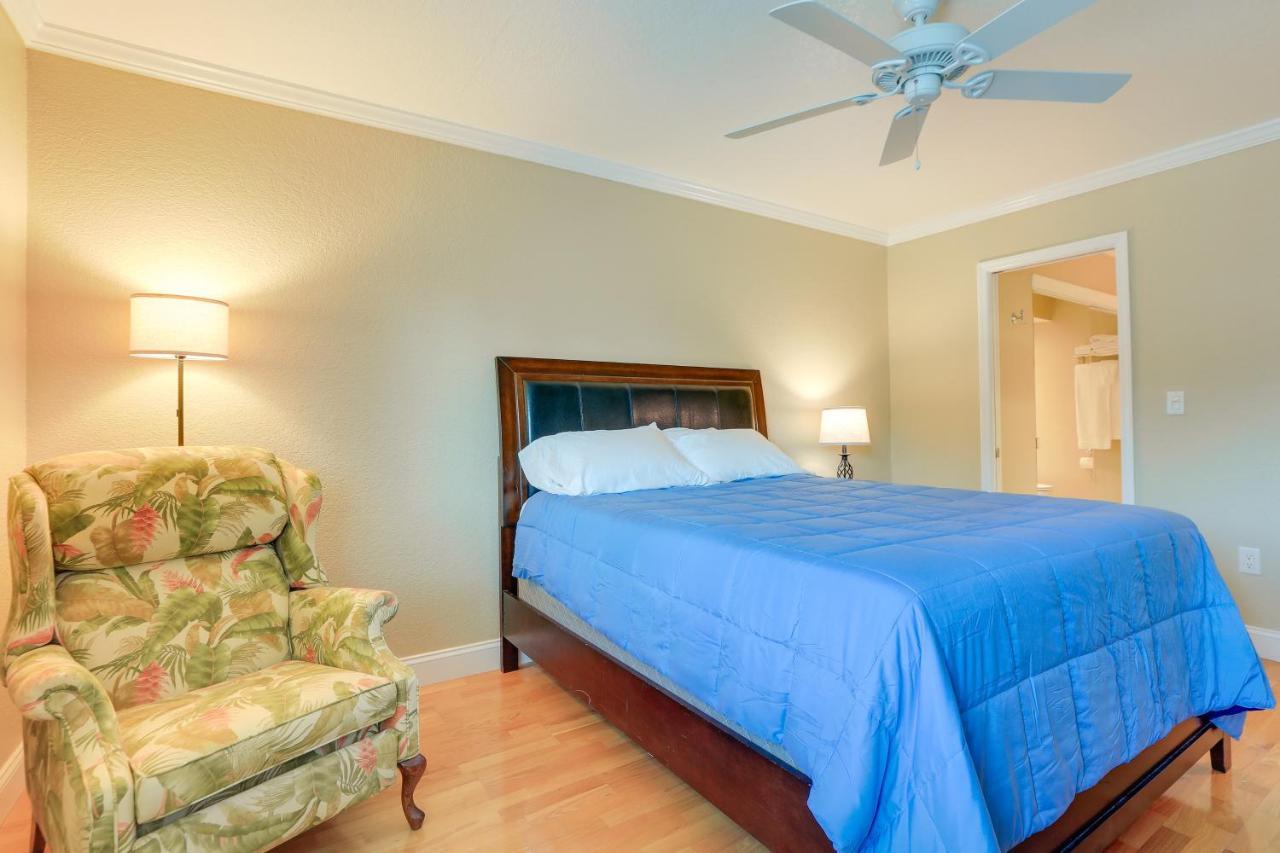 Welcoming Vacation With Pool! Apartment