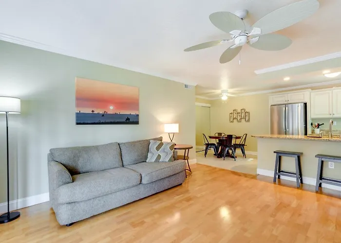 Welcoming Sarasota Vacation Rental With Pool!
